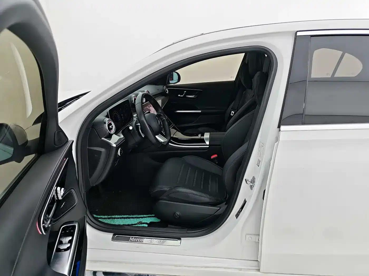 2024 Mercedes-Benz C-Class C 260 L Sport Edition — миниатюра 19