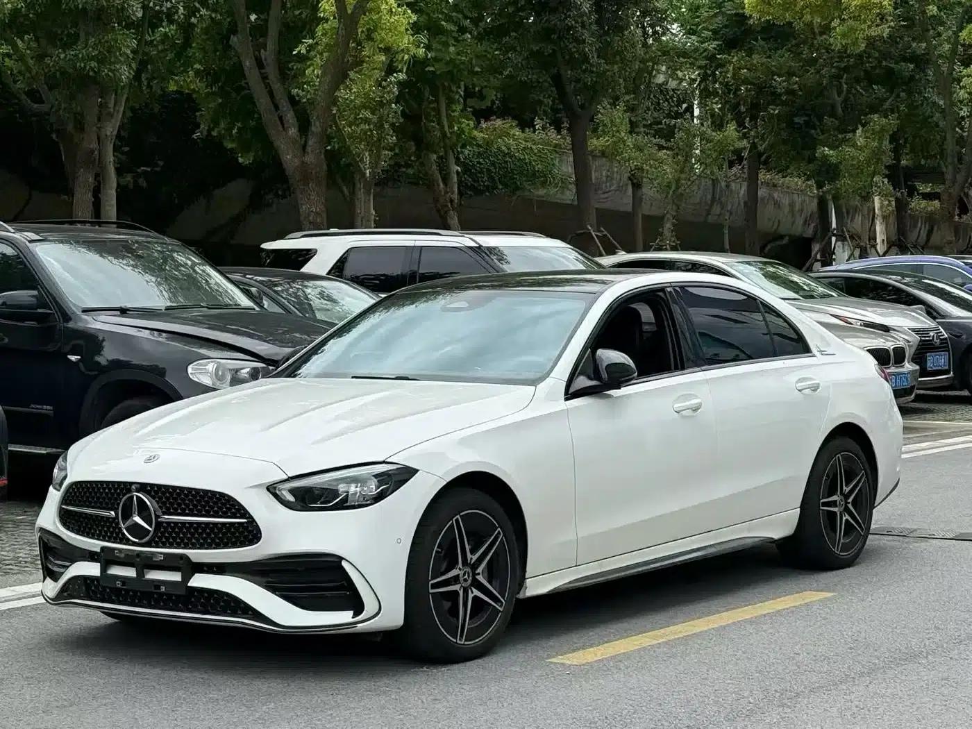 2024 Mercedes-Benz C-Class C 260 L Midnight Sport Edition — миниатюра 1