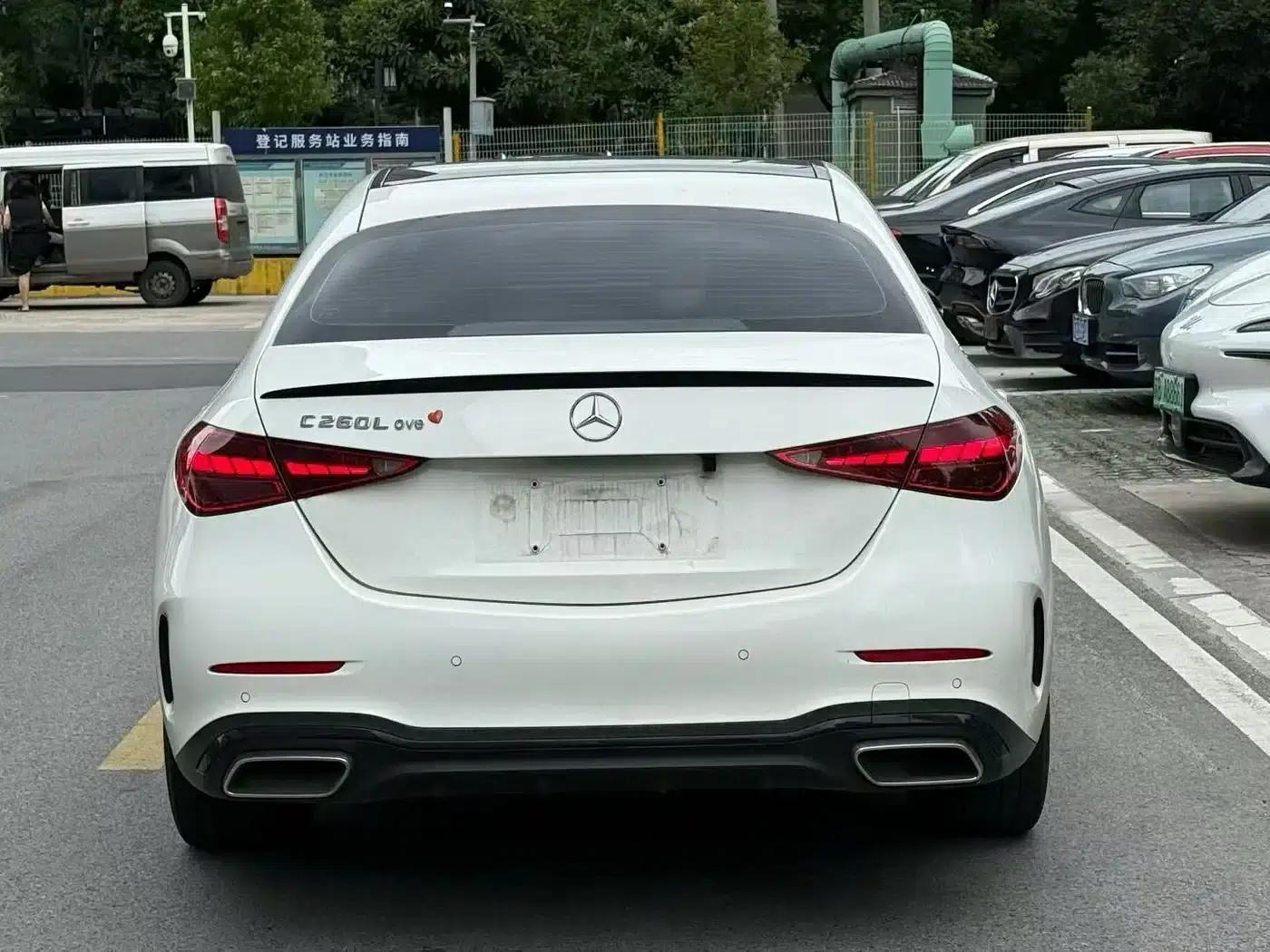 2024 Mercedes-Benz C-Class C 260 L Midnight Sport Edition — миниатюра 3
