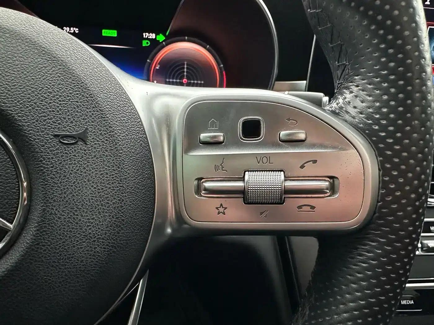 2020 Mercedes-Benz C-Class C 260 L Sport Edition — миниатюра 14