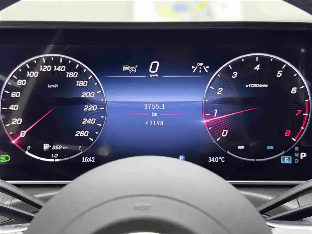 Mercedes-Benz C-Class 2023 Facelift C 260 L Sport Edition — миниатюра 16