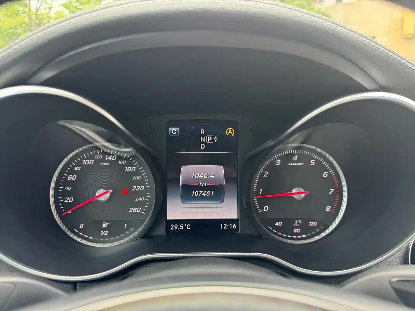2015 Mercedes-Benz C-Class C 180 L Sport — миниатюра 11
