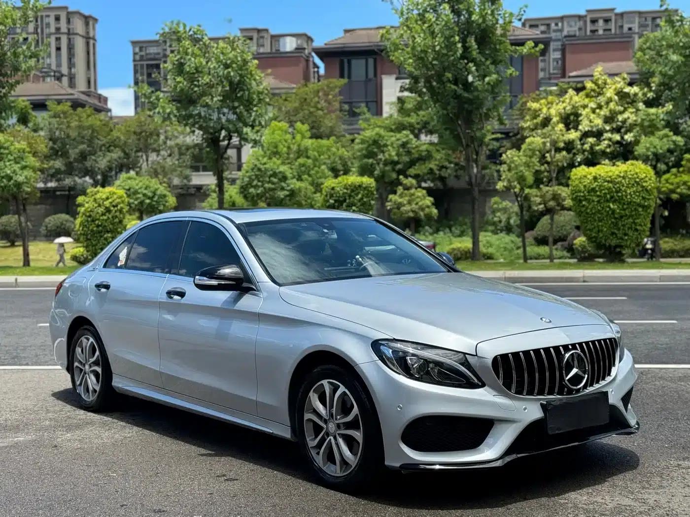 2015 Mercedes-Benz C-Class C 180 L Sport — миниатюра 3