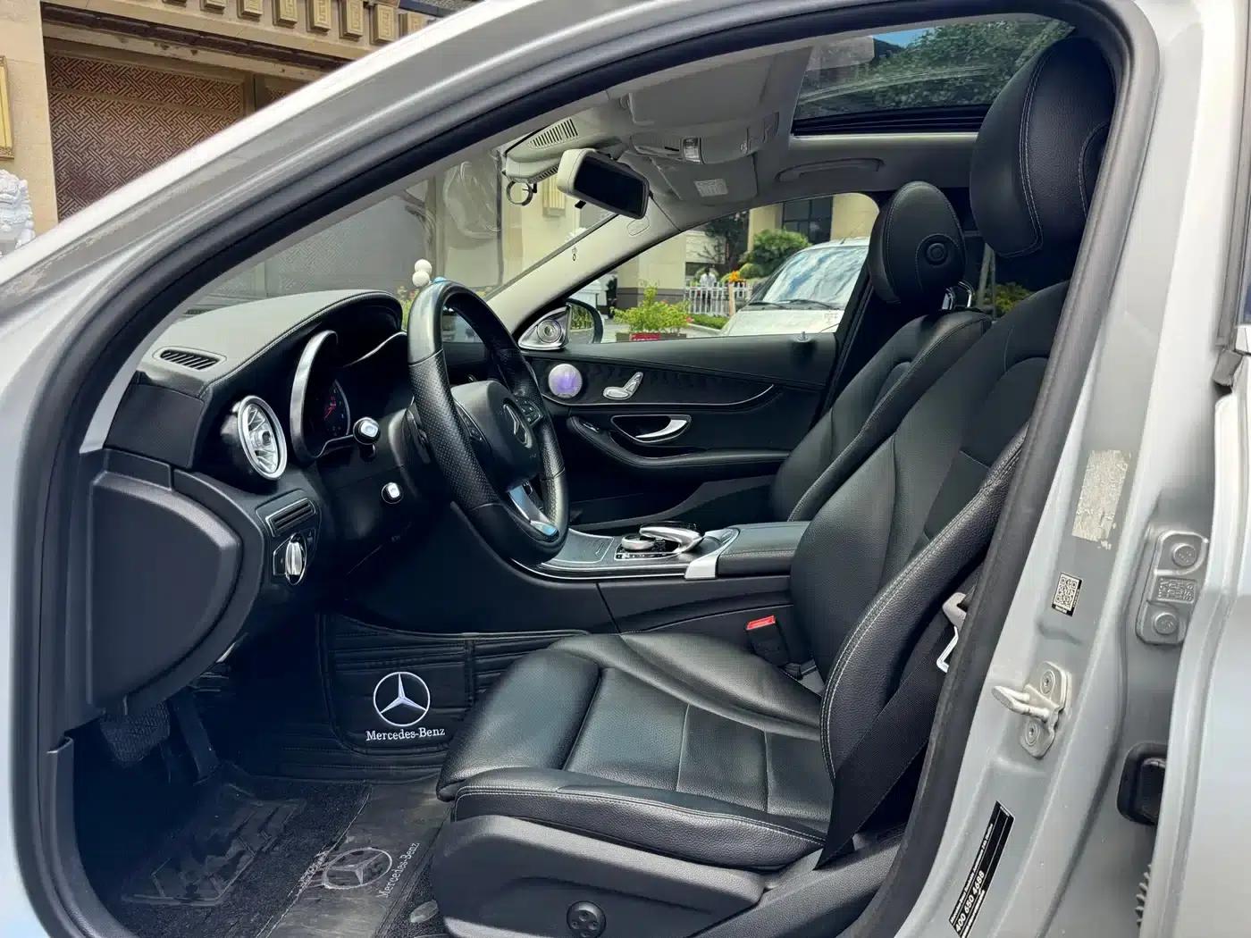 2015 Mercedes-Benz C-Class C 180 L Sport — миниатюра 4
