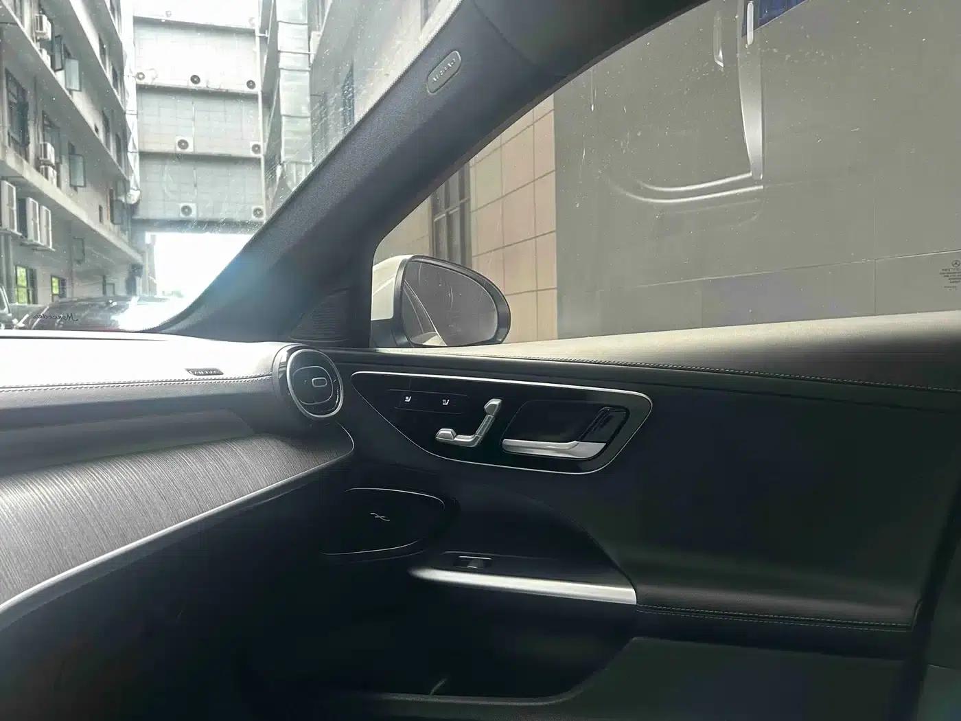 2023 Mercedes-Benz C-Class C 200 L Sport Edition — миниатюра 10