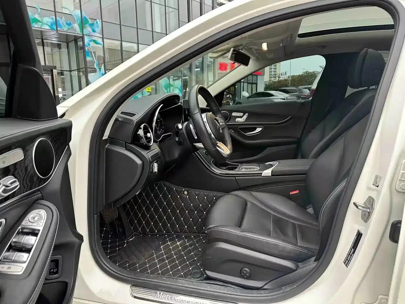 2020 Mercedes-Benz C-Class C 260 L Sport Edition — миниатюра 4