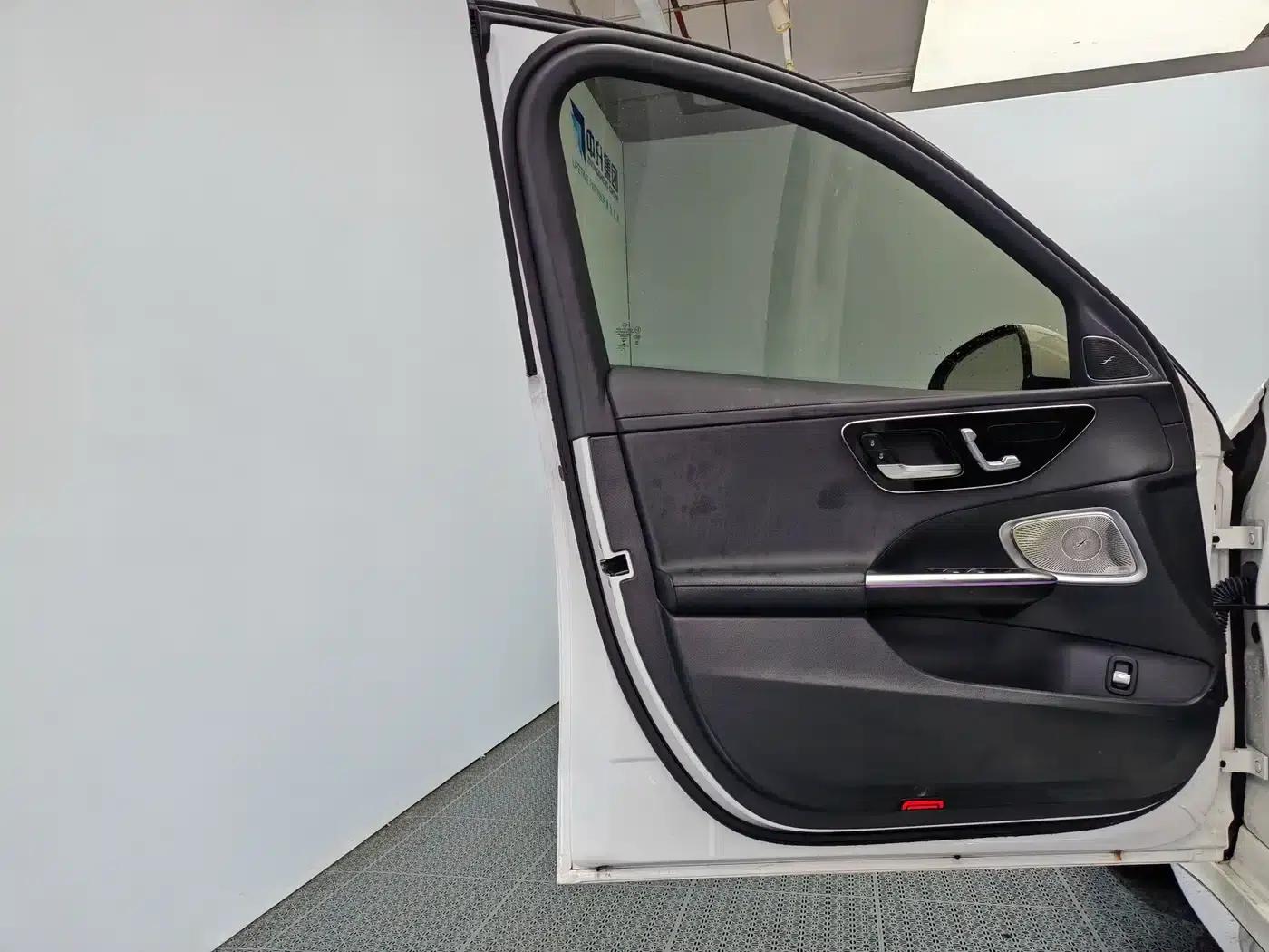 2022 Mercedes-Benz C-Class C 260 L Sport Edition — миниатюра 13