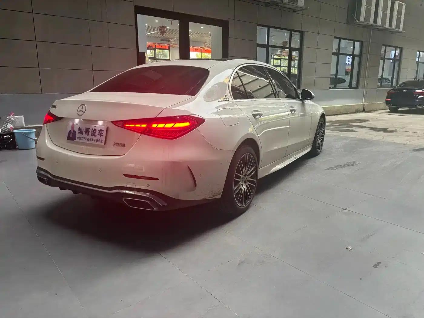 Mercedes-Benz C-Class 2024 Facelift C 260 L Sport Edition — миниатюра 3