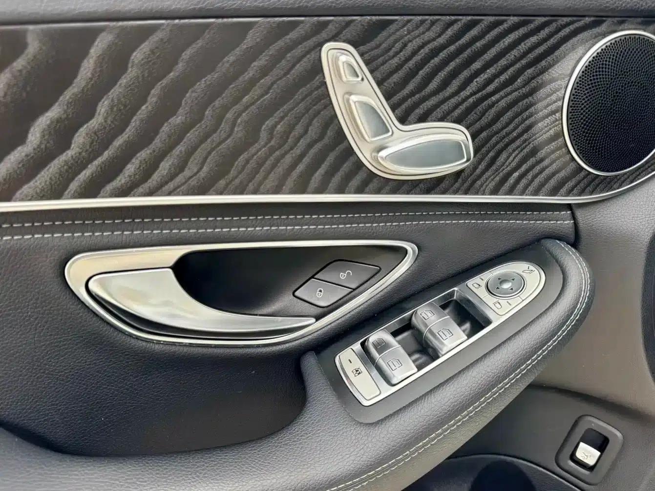 2015 Mercedes-Benz C-Class Facelift C 180 L Sport — миниатюра 16