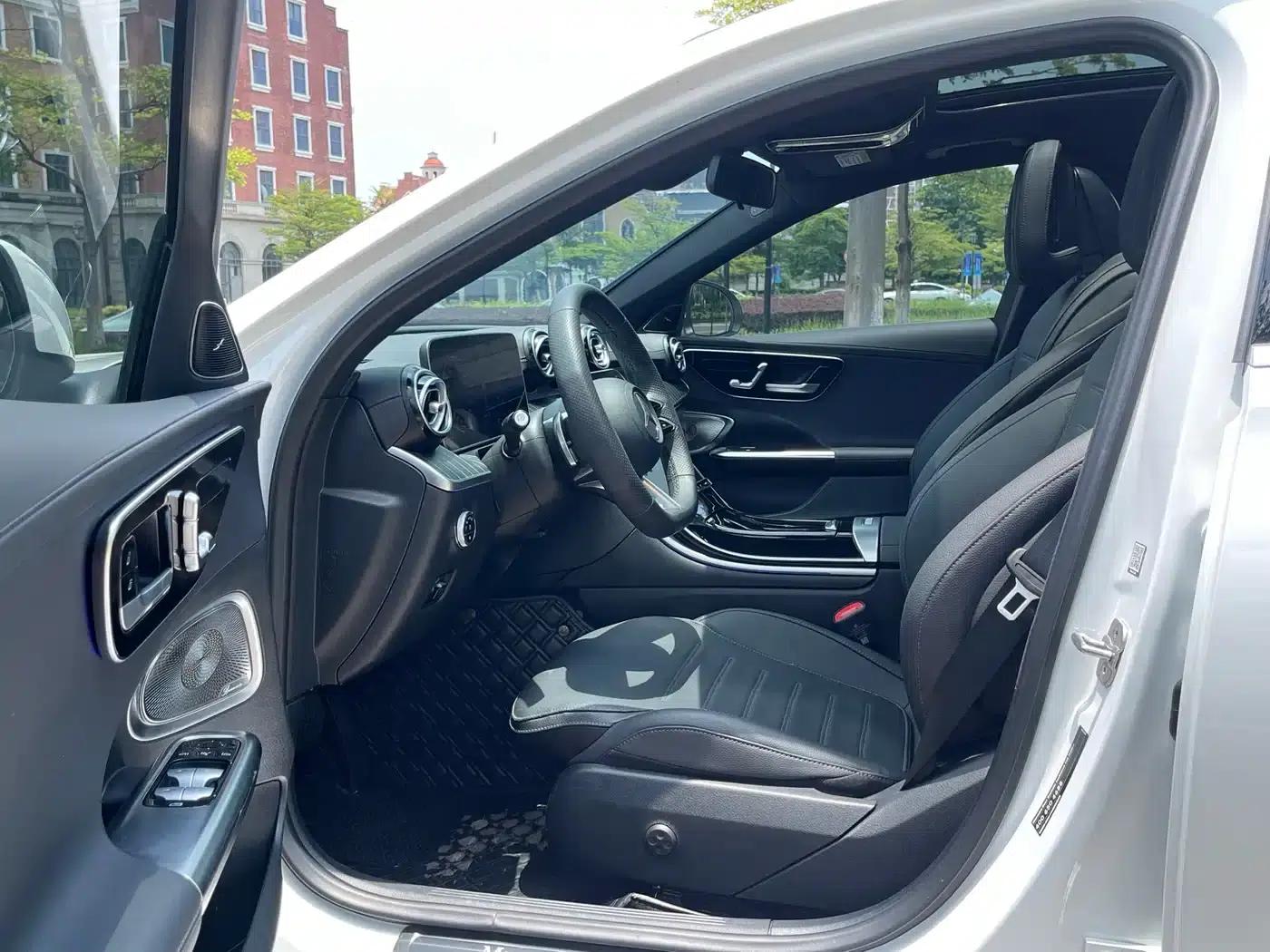 Mercedes-Benz C-Class 2024 Facelift C 260 L Sport Edition — миниатюра 11