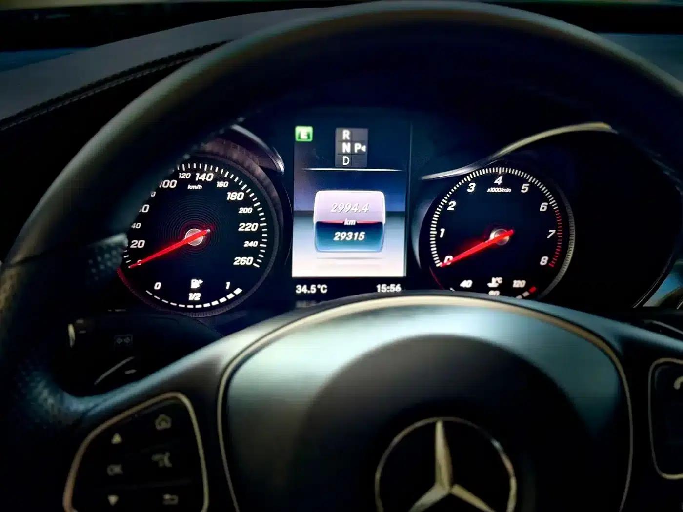 Mercedes-Benz C-Class 2015 Facelift C 200 L Sport — миниатюра 9