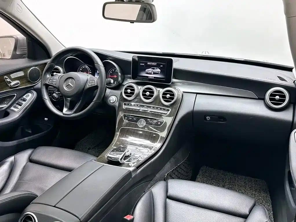 2015 Mercedes-Benz C-Class C 200 L — миниатюра 12