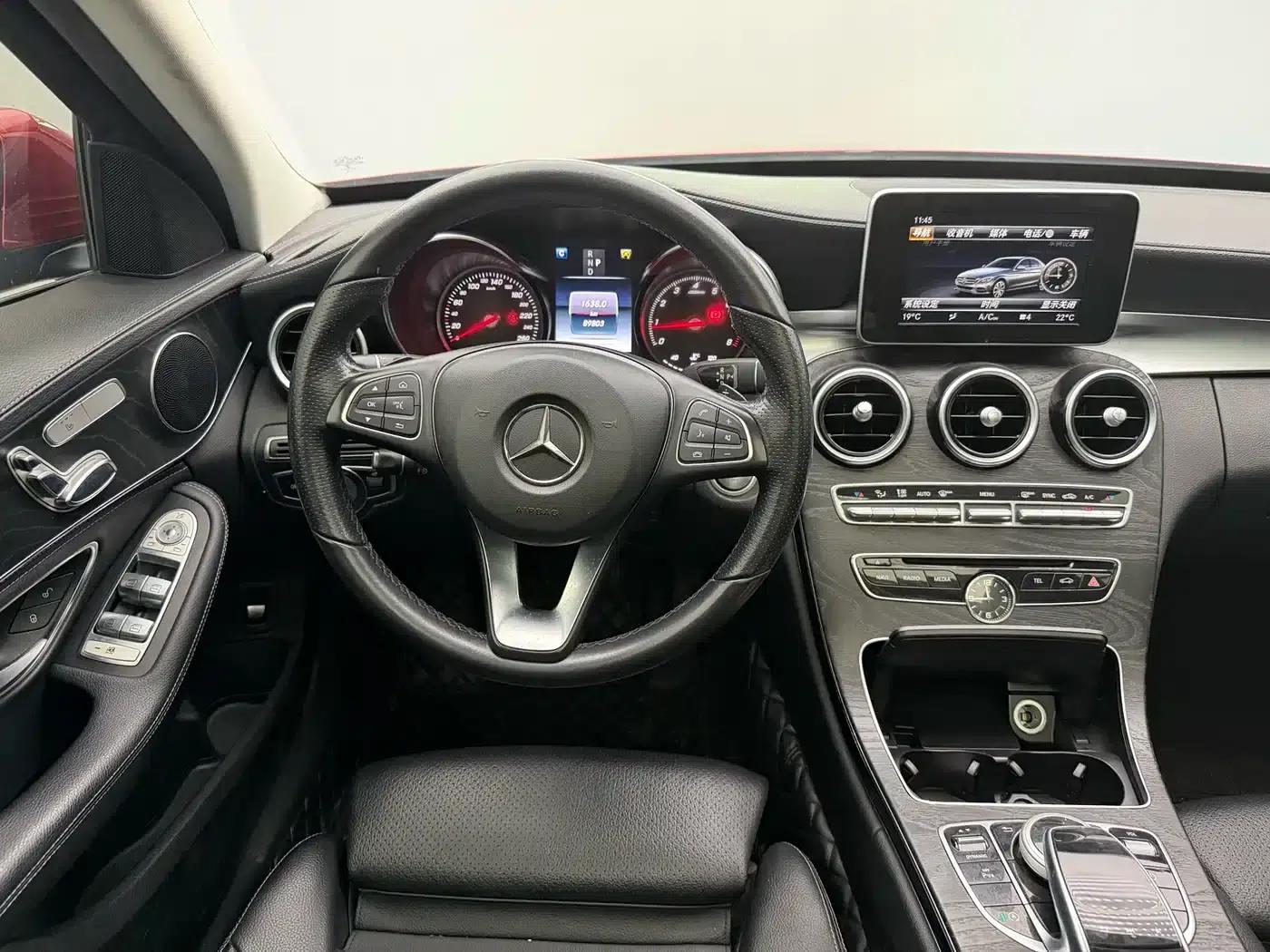2018 Mercedes-Benz C-Class C 200 L Sport Edition — миниатюра 16