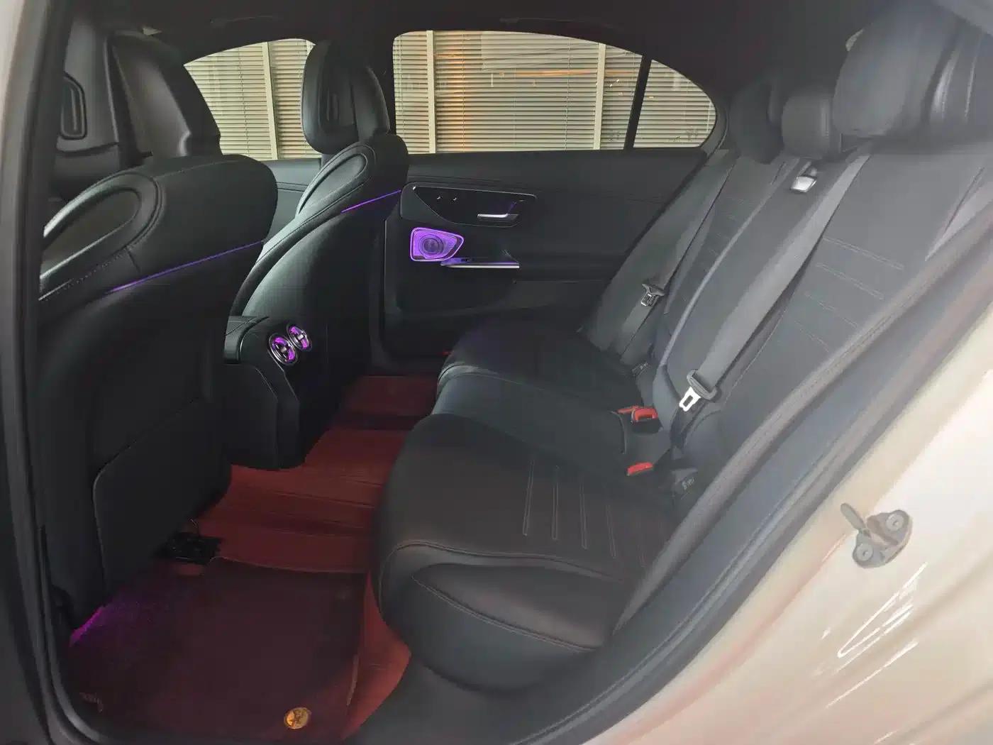 2023 Mercedes-Benz C-Class C 200 L Sport Edition — миниатюра 23