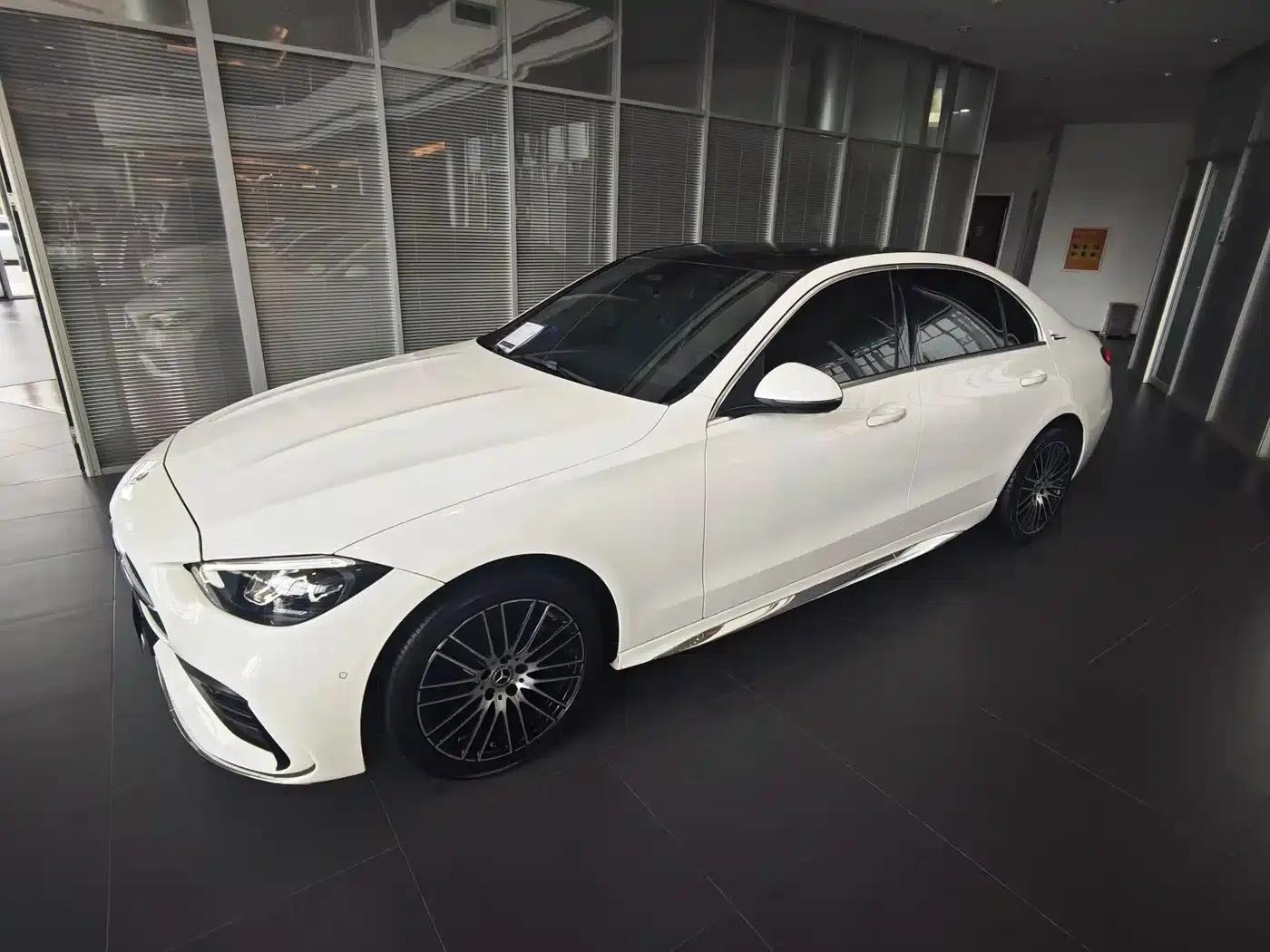 2023 Mercedes-Benz C-Class C 200 L Sport Edition — миниатюра 4