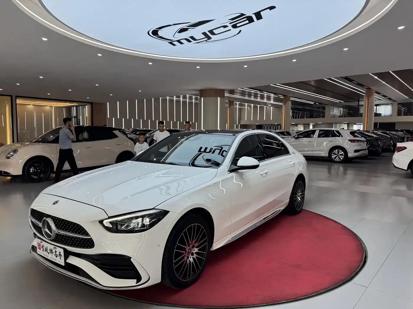 2023 Mercedes-Benz C-Class C 260 L Sport Edition — миниатюра 1