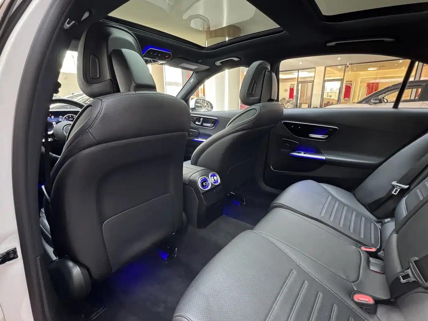 2023 Mercedes-Benz C-Class C 260 L Sport Edition — миниатюра 12