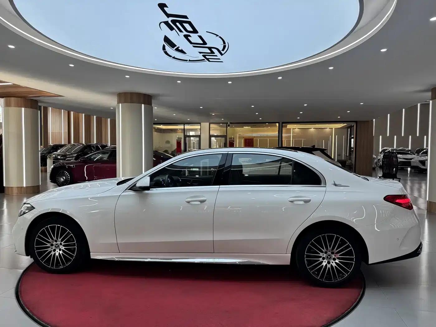 2023 Mercedes-Benz C-Class C 260 L Sport Edition — миниатюра 8