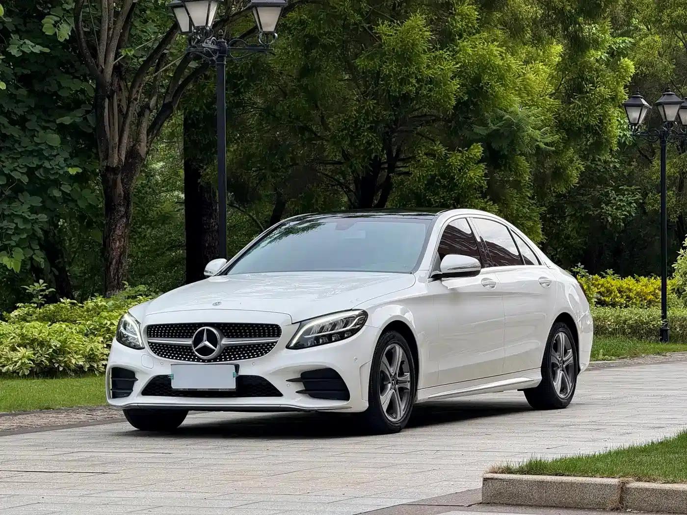 Mercedes-Benz C-Class 2019 Facelift C 260 L Sport Edition — миниатюра 1