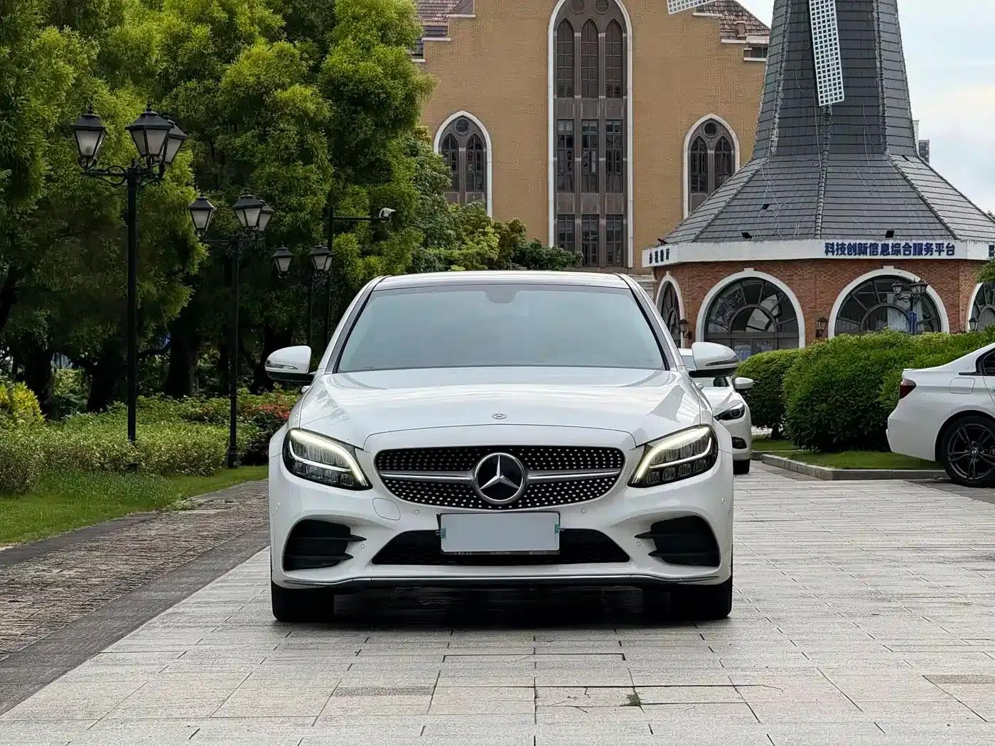 Mercedes-Benz C-Class 2019 Facelift C 260 L Sport Edition — миниатюра 2