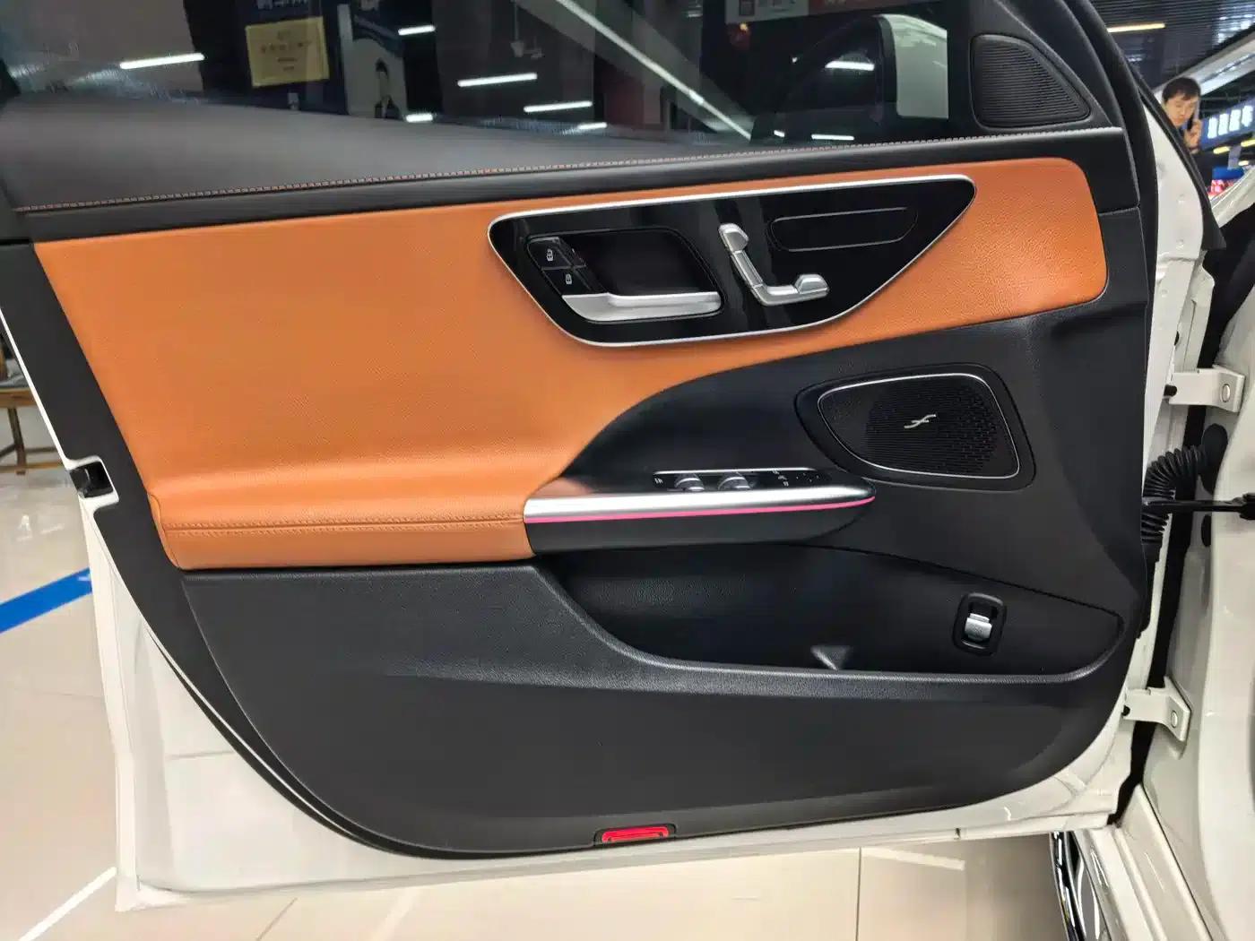 Mercedes-Benz C-Class 2022 Facelift C 260 L Sport Edition — миниатюра 11