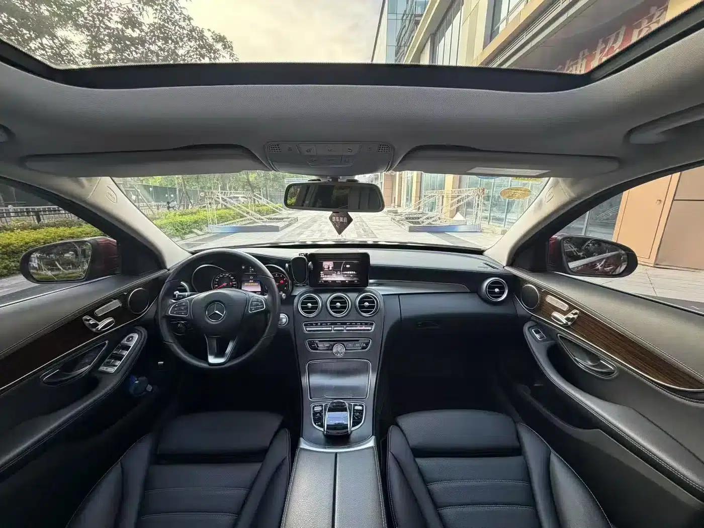 2016 Mercedes-Benz C-Class C 200 L — миниатюра 6
