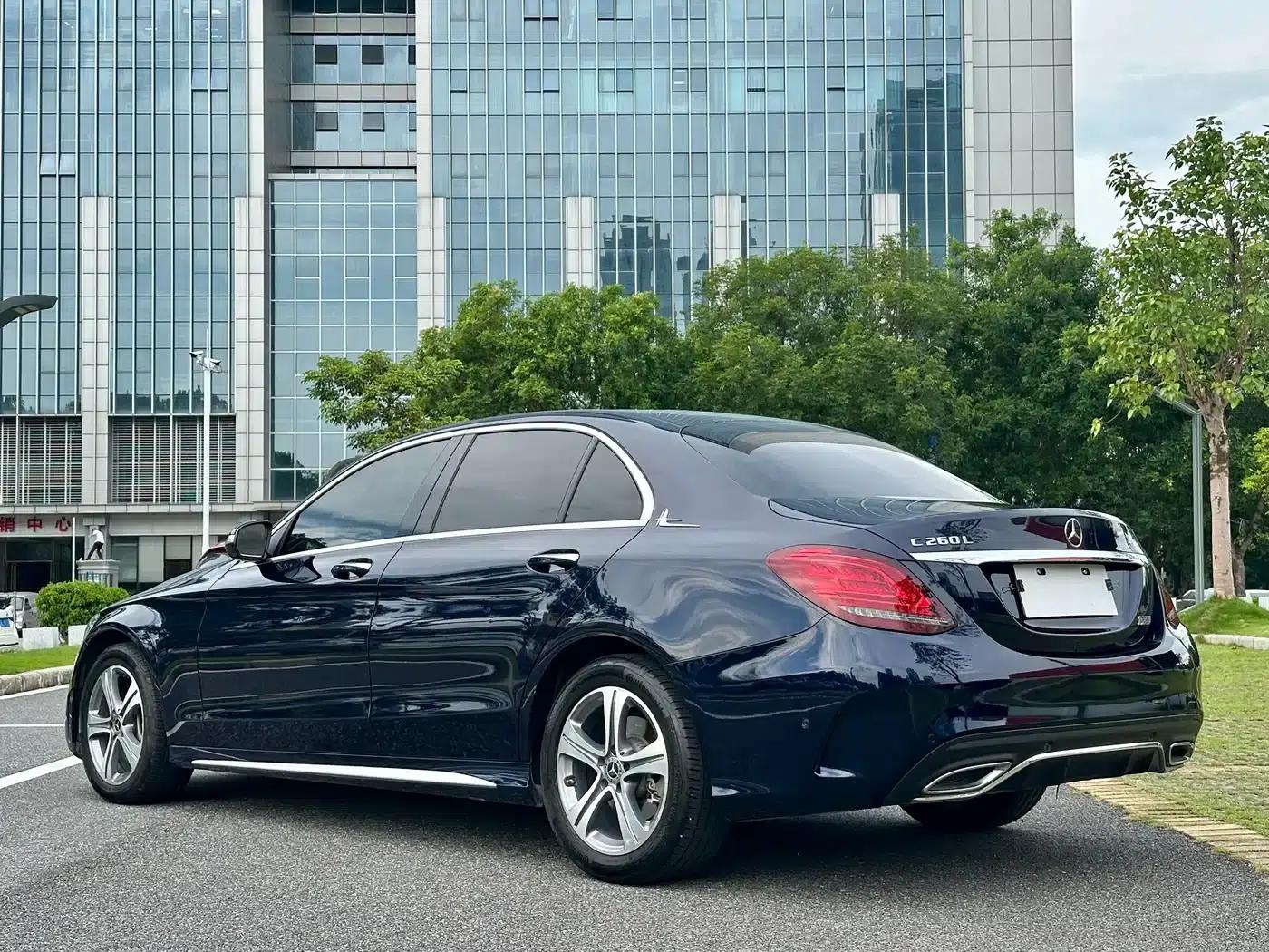 2020 Mercedes-Benz C-Class C 260 L Sport Edition — миниатюра 11