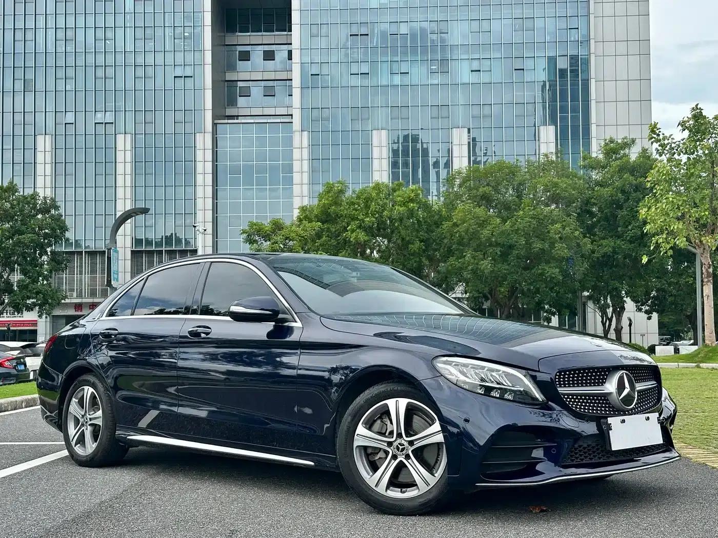2020 Mercedes-Benz C-Class C 260 L Sport Edition — миниатюра 3