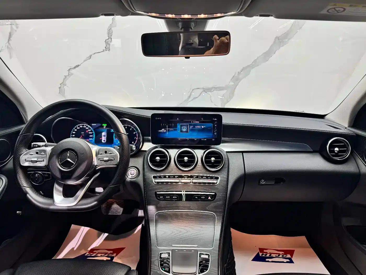 2020 Mercedes-Benz C-Class C 260 L Sport Edition — миниатюра 11