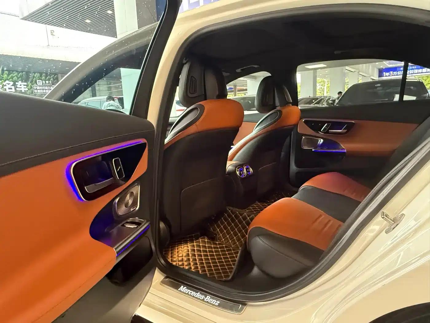 2023 Mercedes-Benz C-Class C 260 L Midnight Sport Edition — миниатюра 11