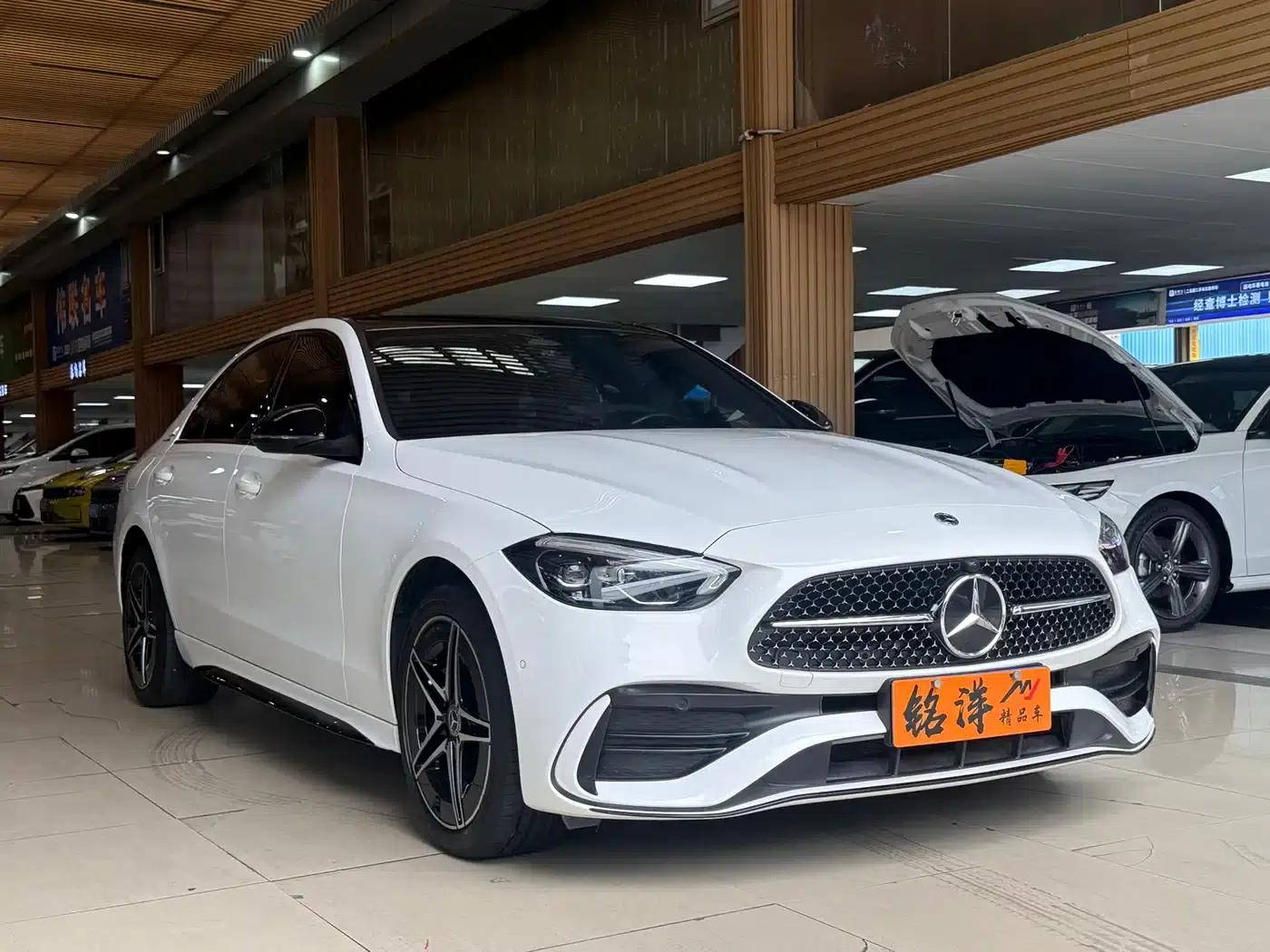 2023 Mercedes-Benz C-Class C 260 L Midnight Sport Edition — миниатюра 3