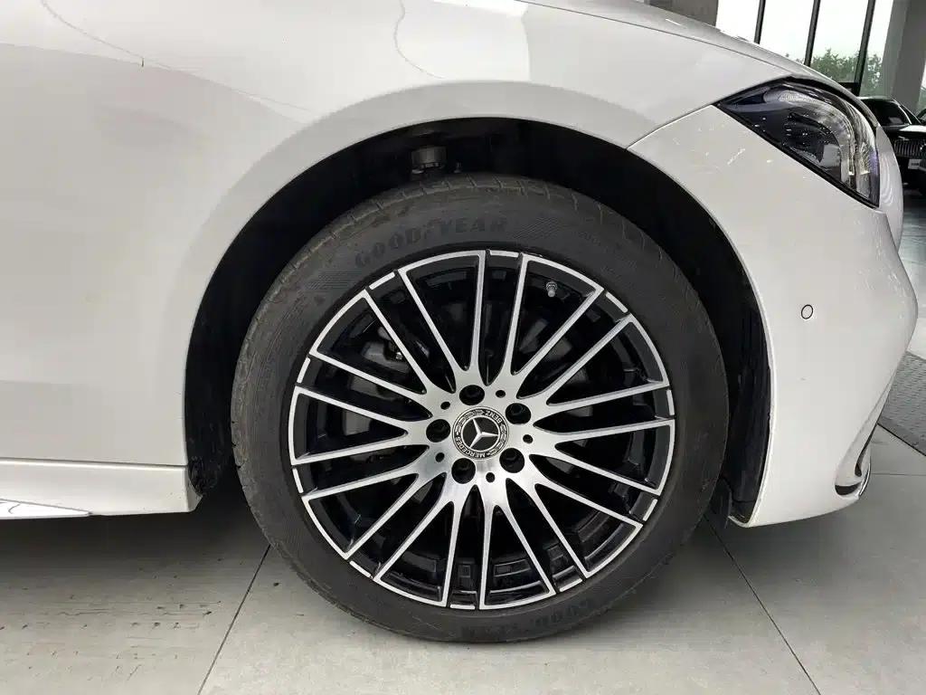 2025 Mercedes-Benz C-Class C 260 L Sport Edition — миниатюра 13