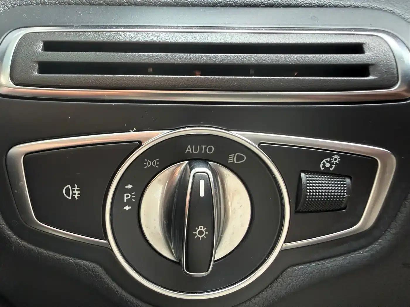Mercedes-Benz C-Class 2020 C 200 L Fashion Sport Edition — миниатюра 19