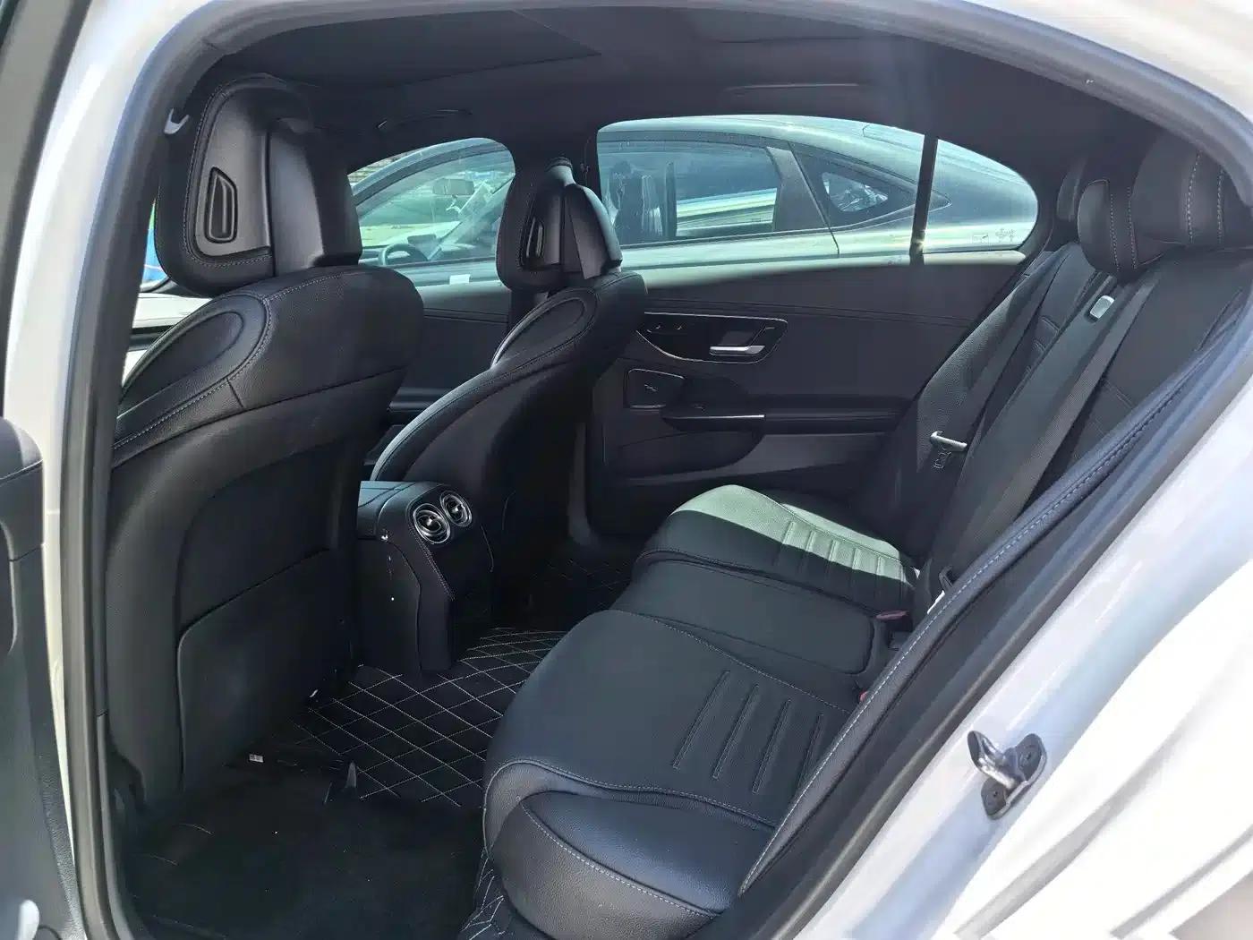 2024 Mercedes-Benz C-Class C 260 L Sport Edition — миниатюра 9