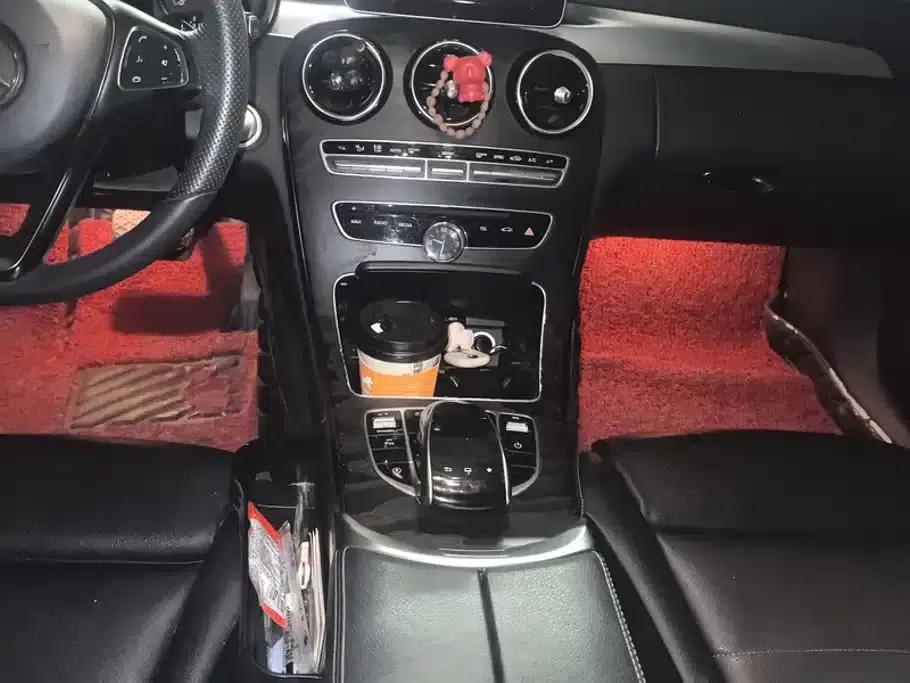2016 Mercedes-Benz C-Class C 180 L Sport — миниатюра 16