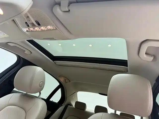 2015 Mercedes-Benz C-Class Facelift C 180 L Sport — миниатюра 13