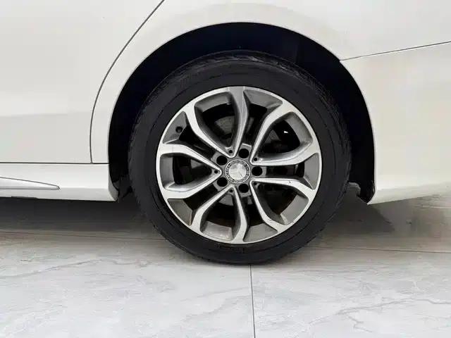 2015 Mercedes-Benz C-Class Facelift C 180 L Sport — миниатюра 15