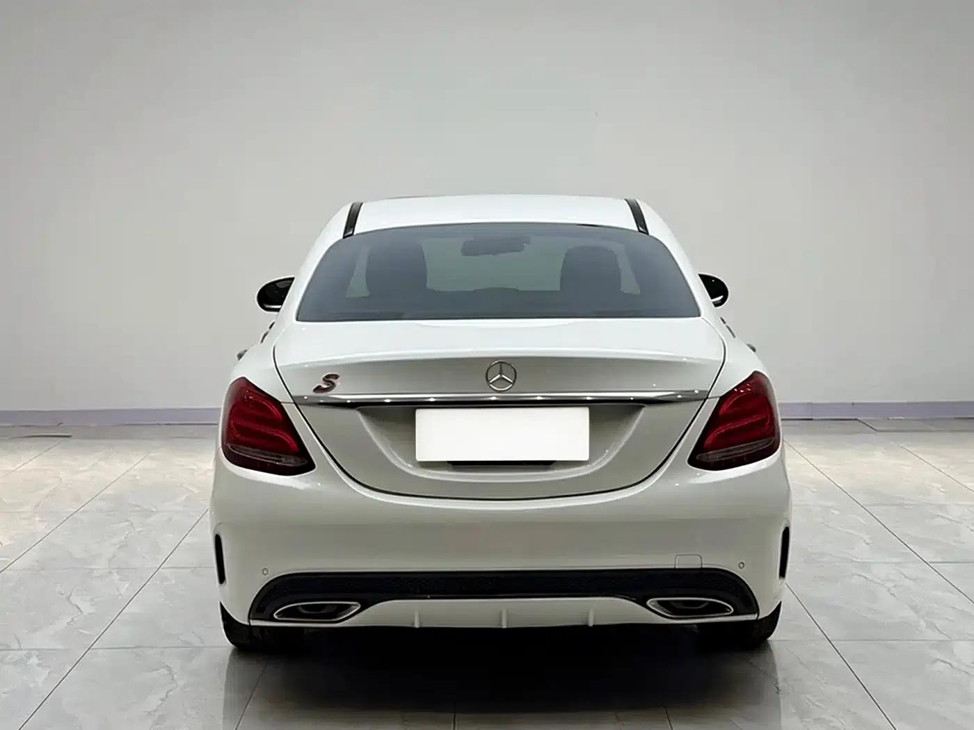 2015 Mercedes-Benz C-Class Facelift C 180 L Sport — миниатюра 6
