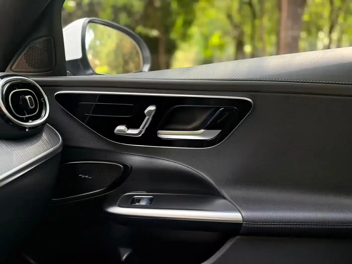 Mercedes-Benz C-Class 2022 Facelift C 200 L Sport Edition — миниатюра 11