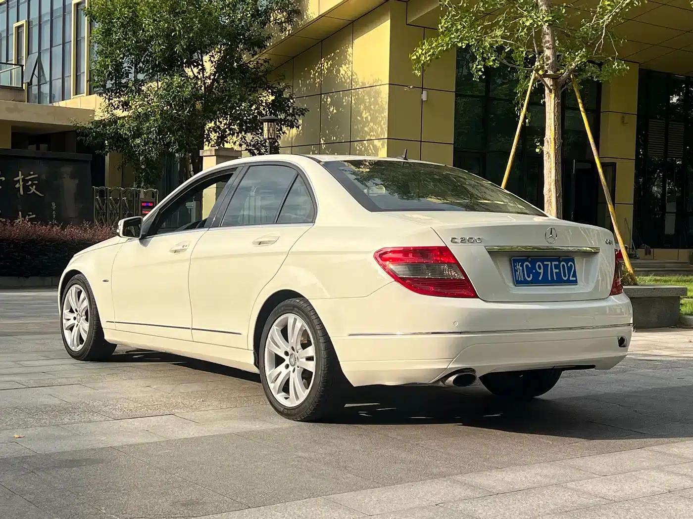 Mercedes-Benz C-Class 2010 C 200 CGI Elegance — миниатюра 4