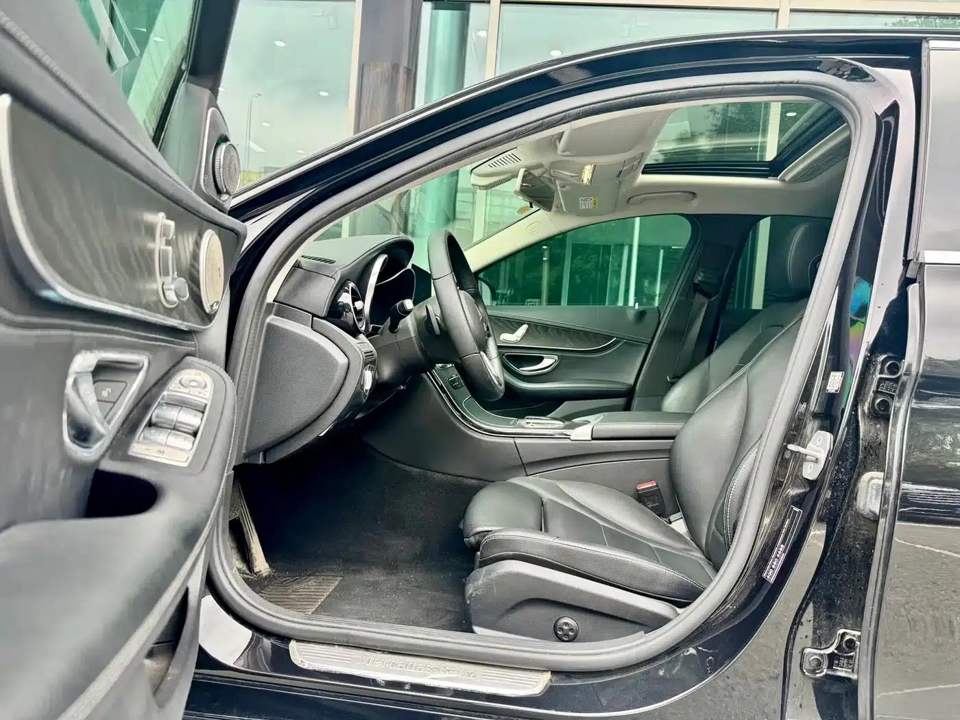 Mercedes-Benz C-Class 2019 C 180 L Fashion Sport Edition — миниатюра 6