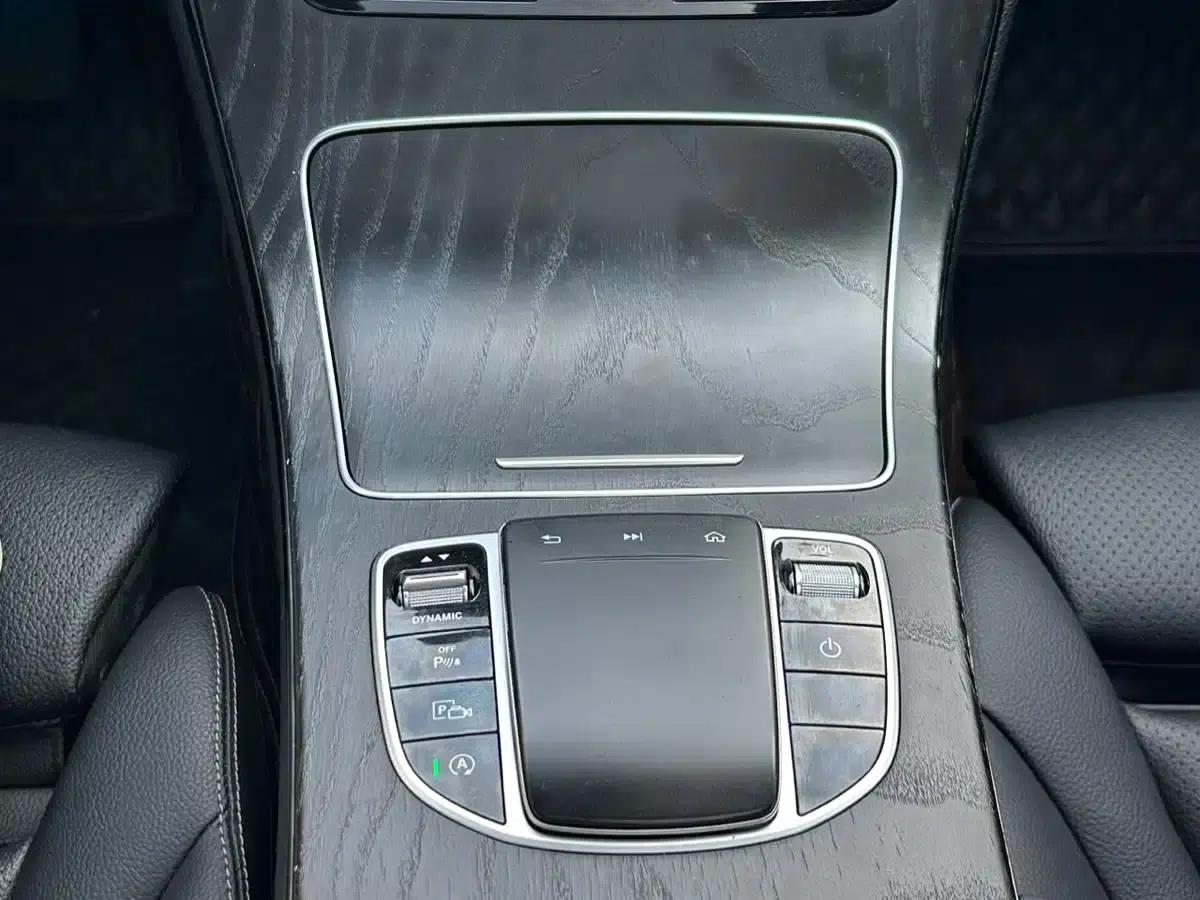 2020 Mercedes-Benz C-Class C 260 L Sport Edition — миниатюра 16