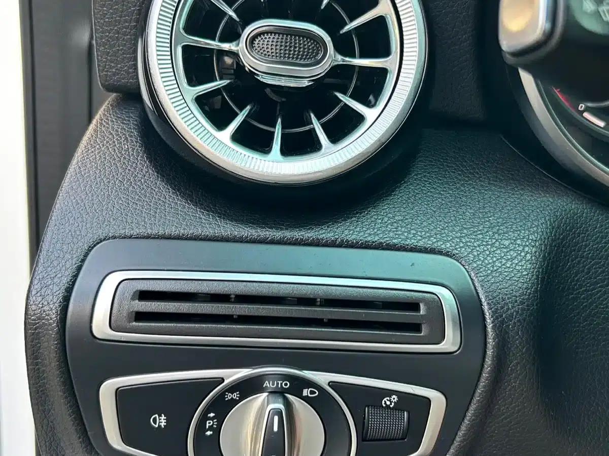 2020 Mercedes-Benz C-Class C 260 L Sport Edition — миниатюра 19