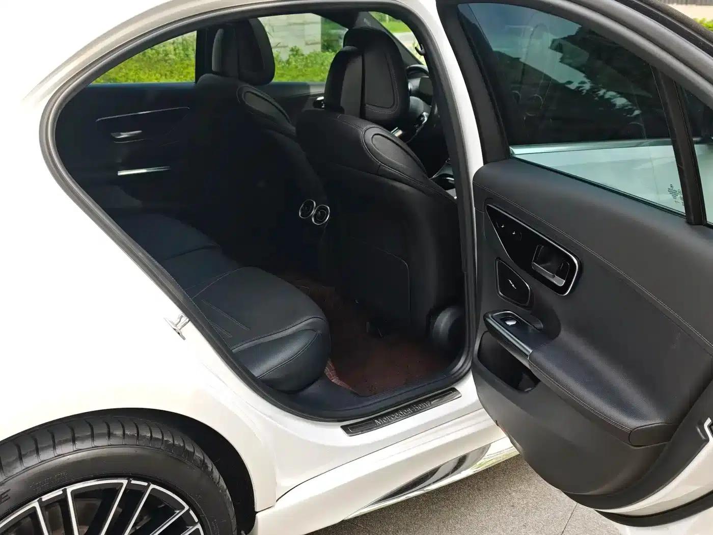 2023 Mercedes-Benz C-Class C 200 L Sport Edition — миниатюра 17