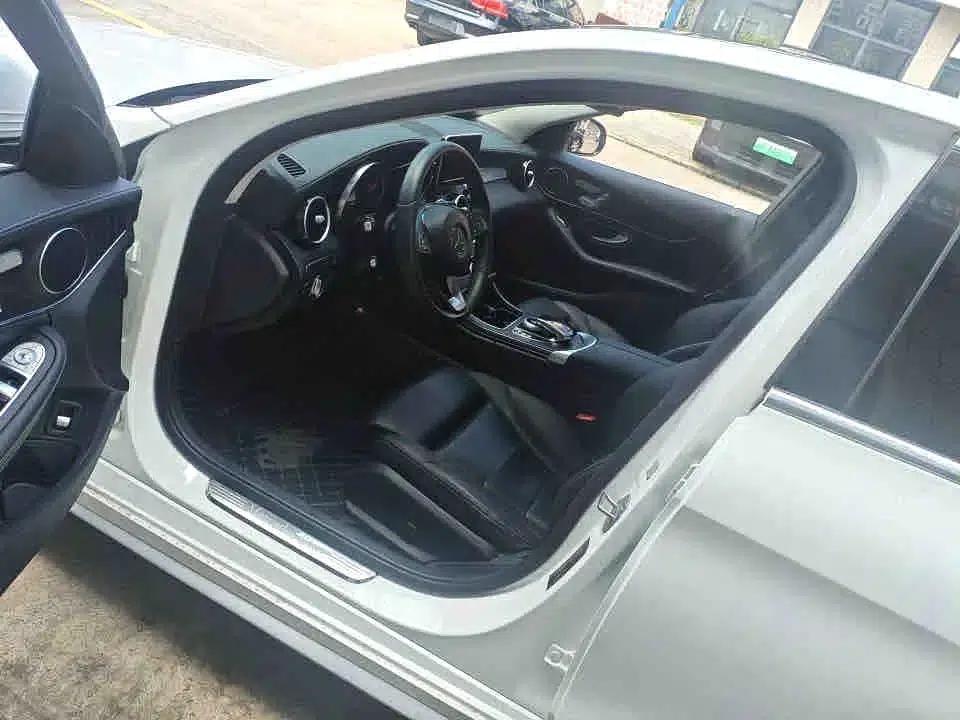 2018 Mercedes-Benz C-Class C 200 L Sport Edition — миниатюра 5