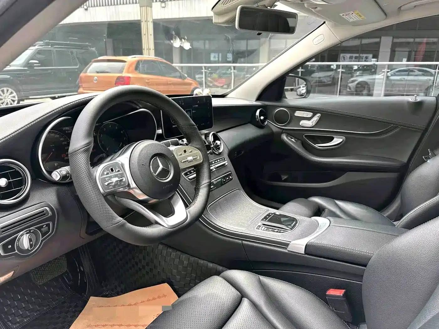 2020 Mercedes-Benz C-Class C 260 L Sport Edition — миниатюра 4