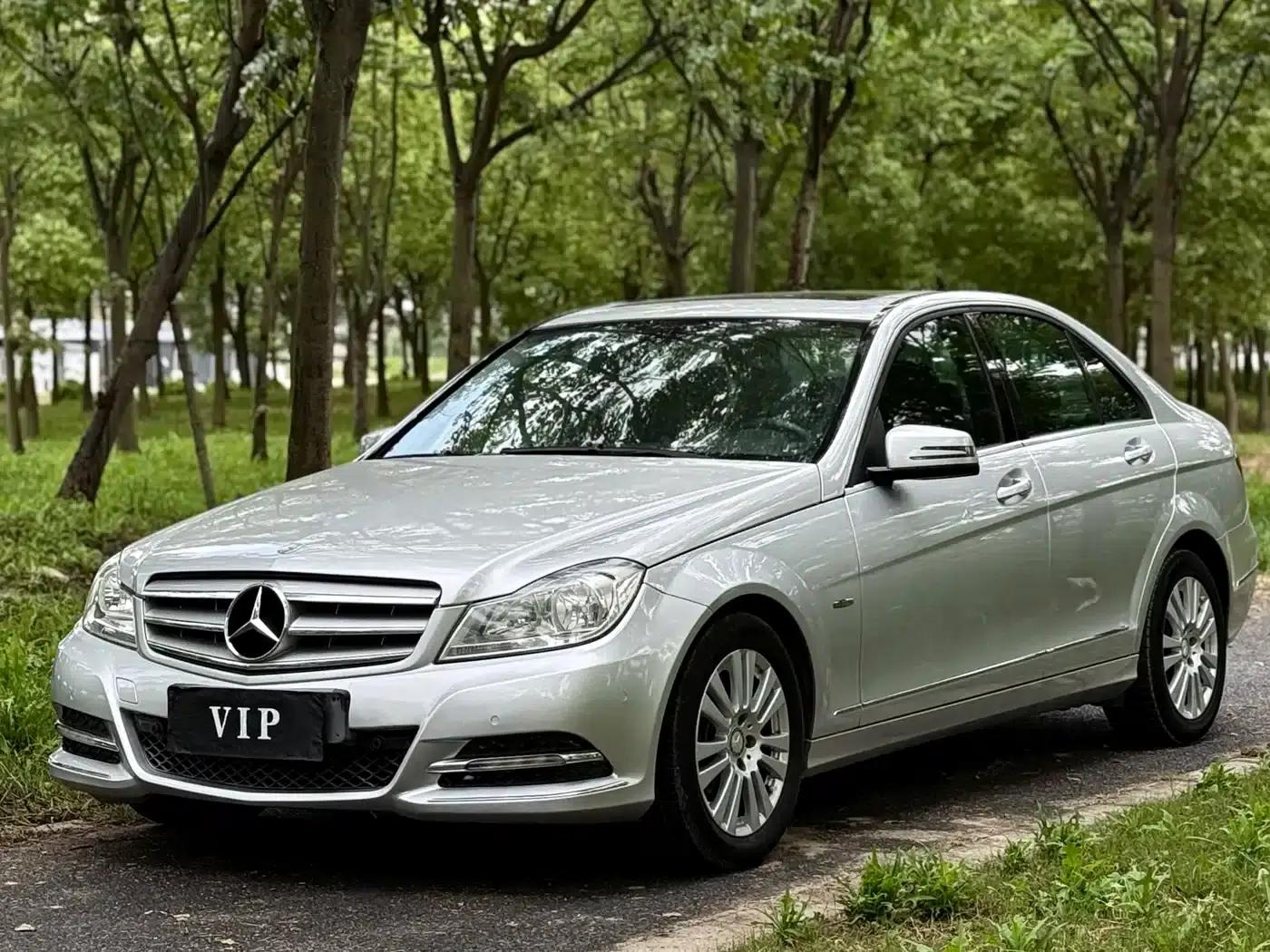 Mercedes-Benz C-Class 2010 C 200 CGI Elegance — миниатюра 1