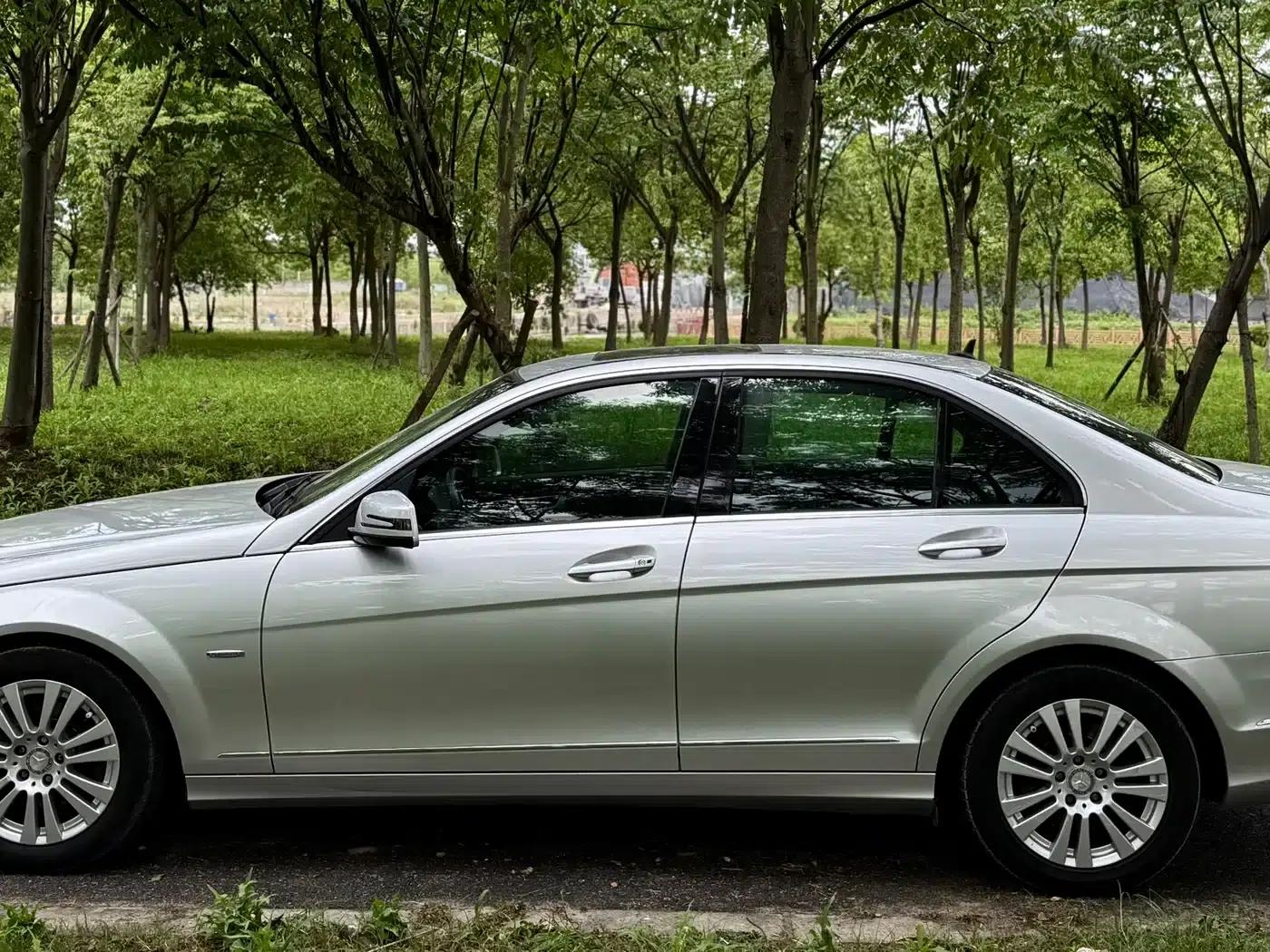 Mercedes-Benz C-Class 2010 C 200 CGI Elegance — миниатюра 17