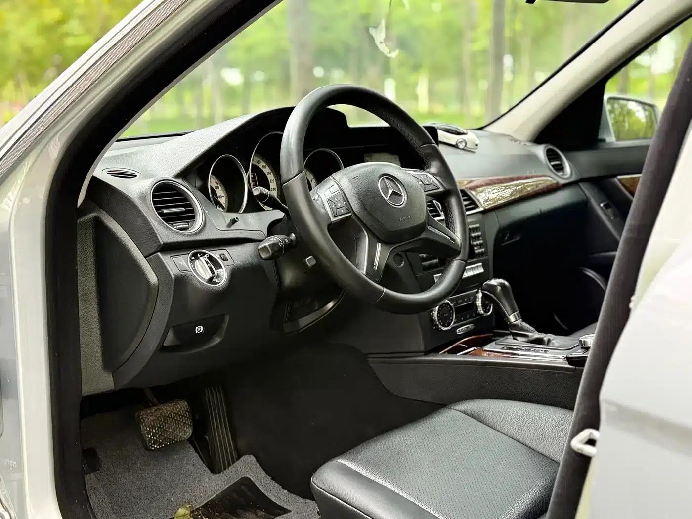 Mercedes-Benz C-Class 2010 C 200 CGI Elegance — миниатюра 7