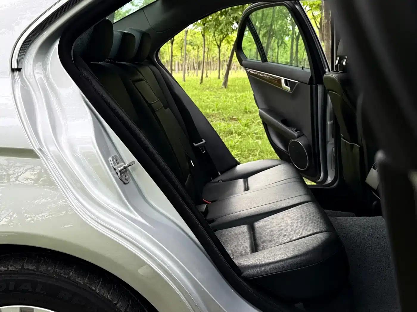 Mercedes-Benz C-Class 2010 C 200 CGI Elegance — миниатюра 9